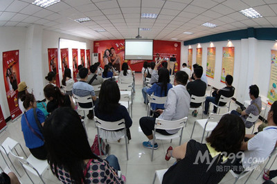 網(wǎng)絡(luò)媒體龍江行 走進(jìn)金龍魚哈爾濱工廠，見證“透明行動(dòng)”下的品質(zhì)堅(jiān)守